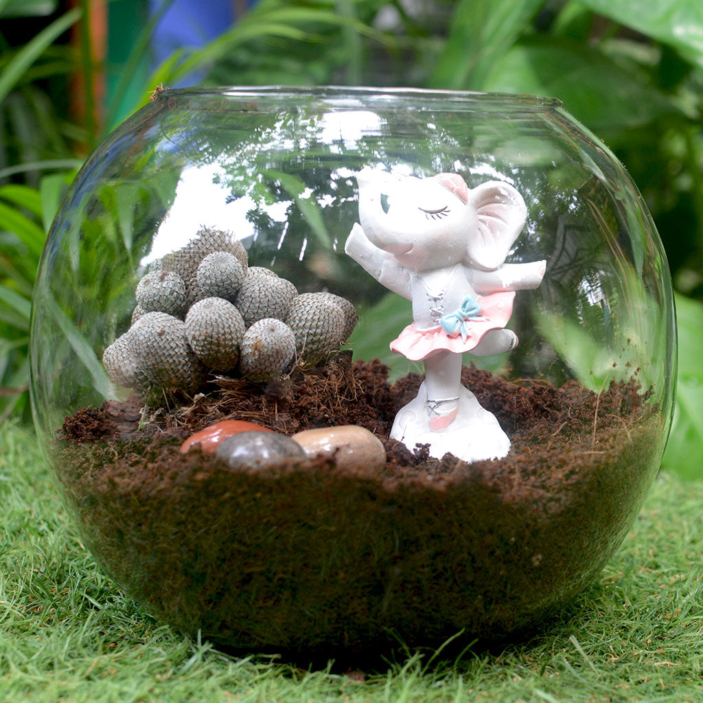 Miniature Dancing Baby Elephant – Cute Ballet Pose ballet-pose miniature décor