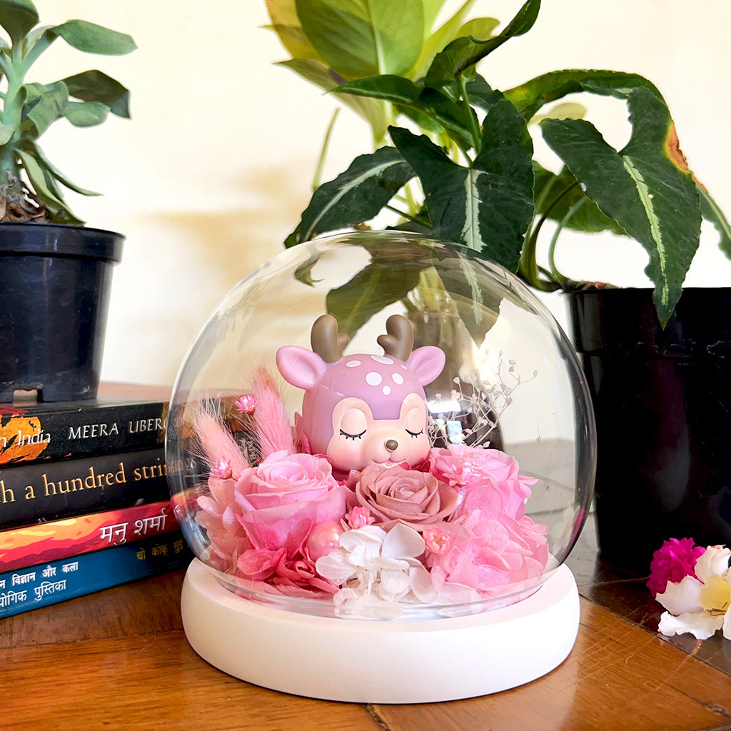 Deer Amidst Roses Preserved Flower Tabletop Gift Box by myBageecha – premium ready-to-gift preserved décor.