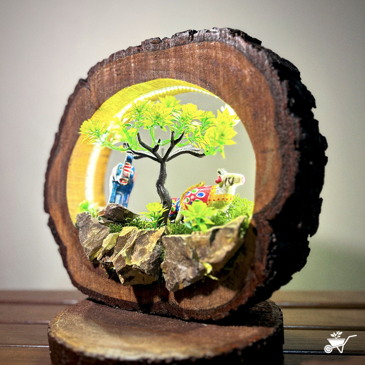 Forest Adventures LED Decor with Stand Zen Garden – tabletop wildlife theme with LED glow