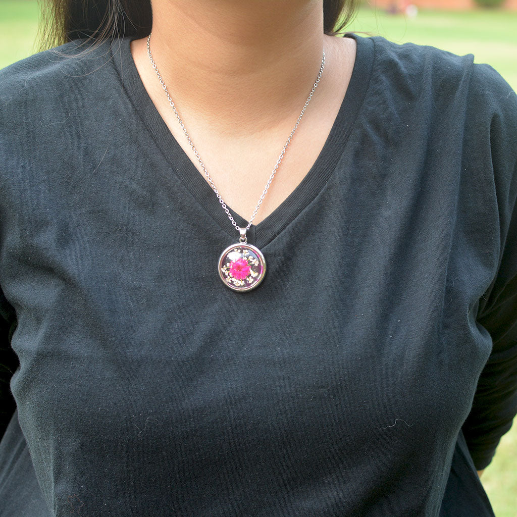 Fragrant Vigour Real Dried Flower Necklace - myBageecha