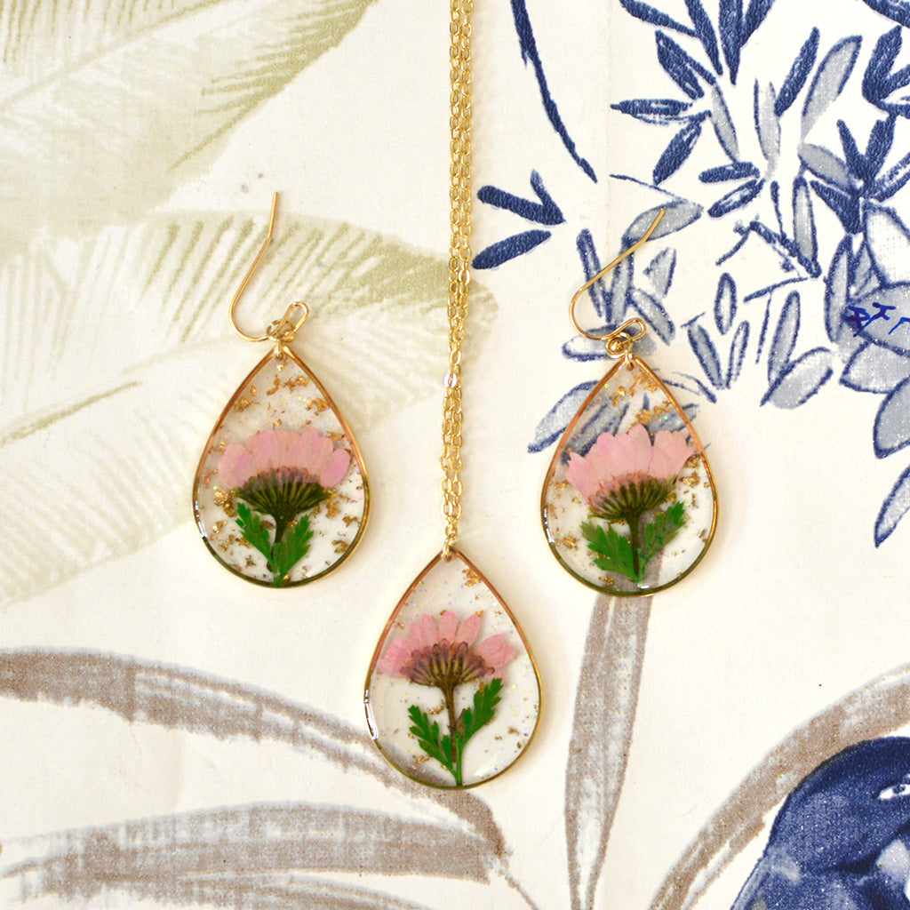 Intoxicating Autumn Real Dried Flower Necklace Earring Set - myBageecha