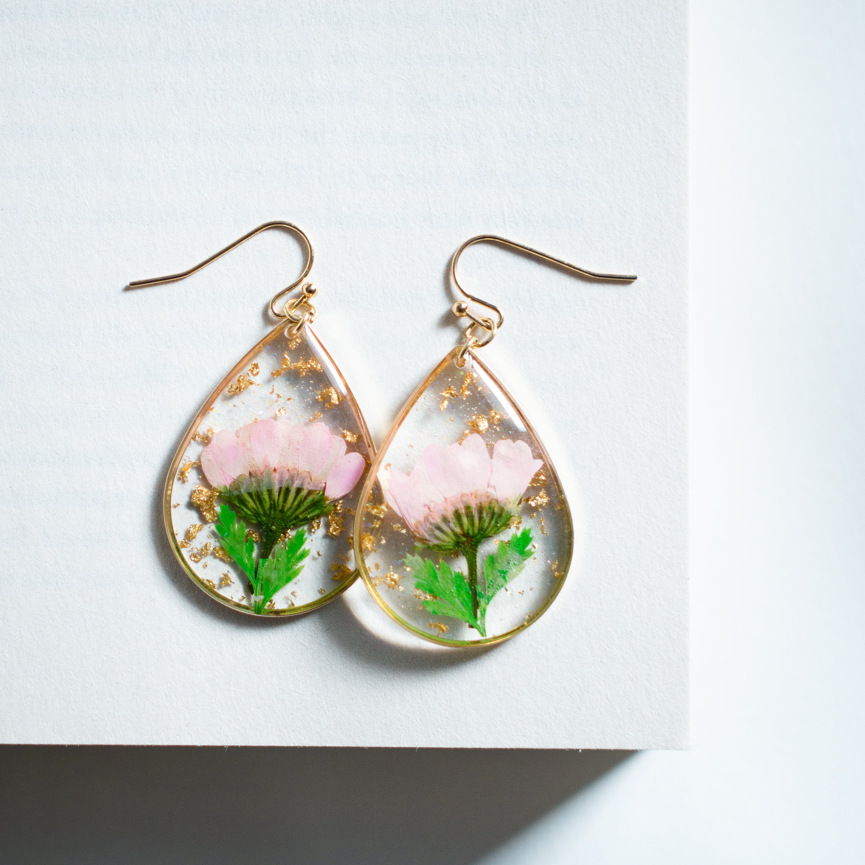 Intoxicating Autumn Real Dried Flower Necklace Earring Set - myBageecha