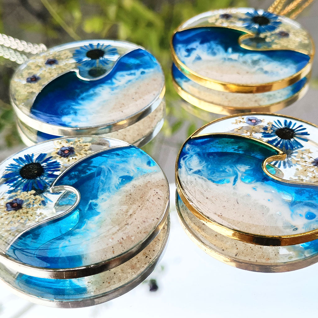 Ocean Crest necklace with blue floral design