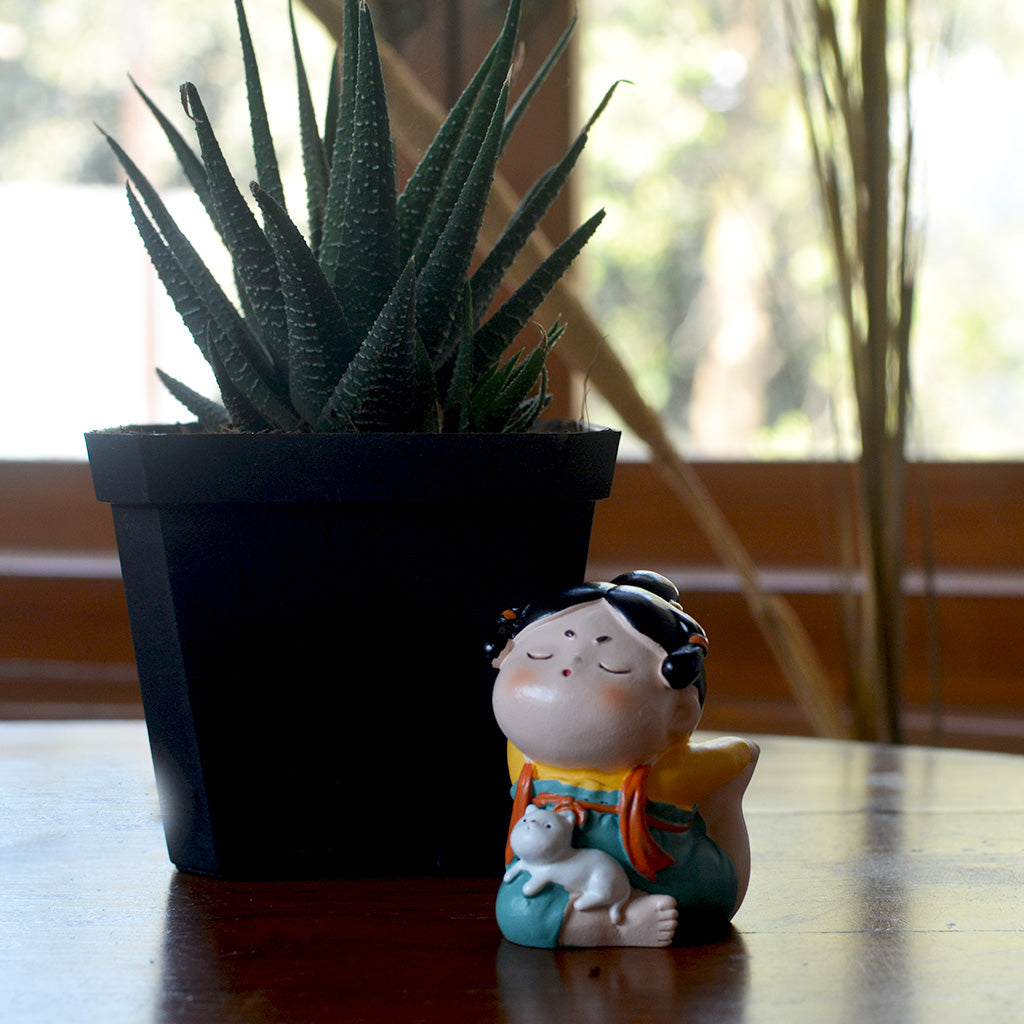 Miniature Yoga Woman with Cat – Peaceful Resin Decor resin woman with cat décor