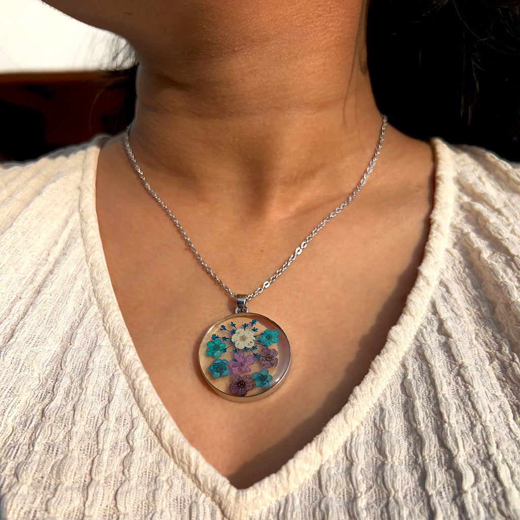 Jovial Blues Real Dried Flower Necklace