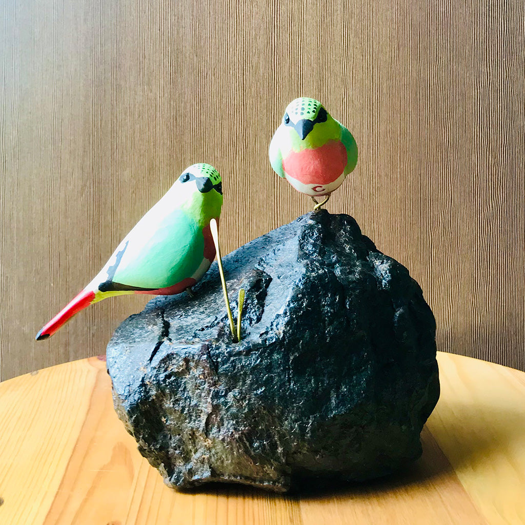 Exotic Firetailed Myzornis Stone Base Table Tops - myBageecha