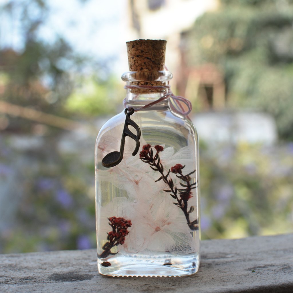 Close-up of Notes in the Wild Preserved Flower Tabletop by myBageecha – earthy preserved wildflowers.