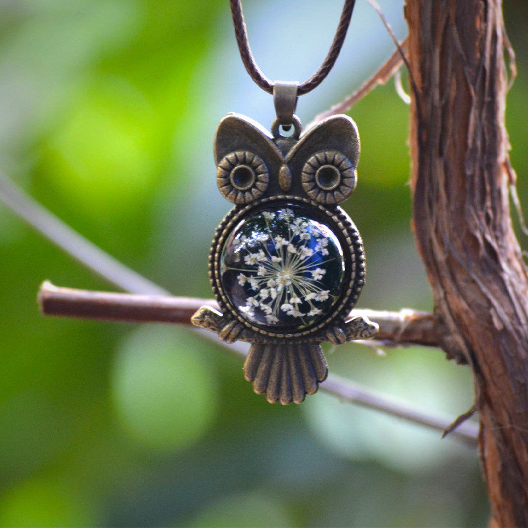 A Starry Hoot Real Dried Flower Necklace - myBageecha