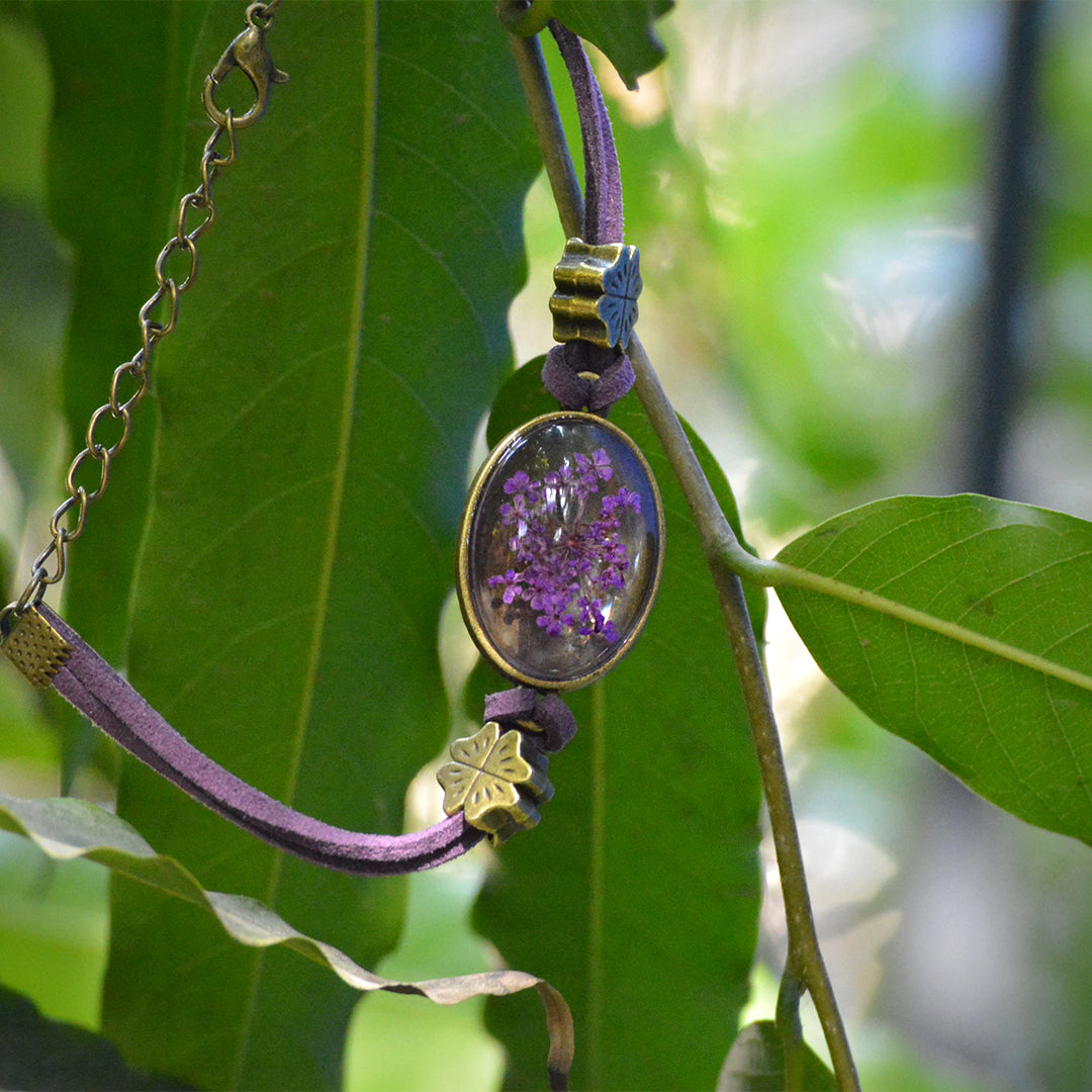 Charmed Cameo Real Dried Flower Bracelet - myBageecha