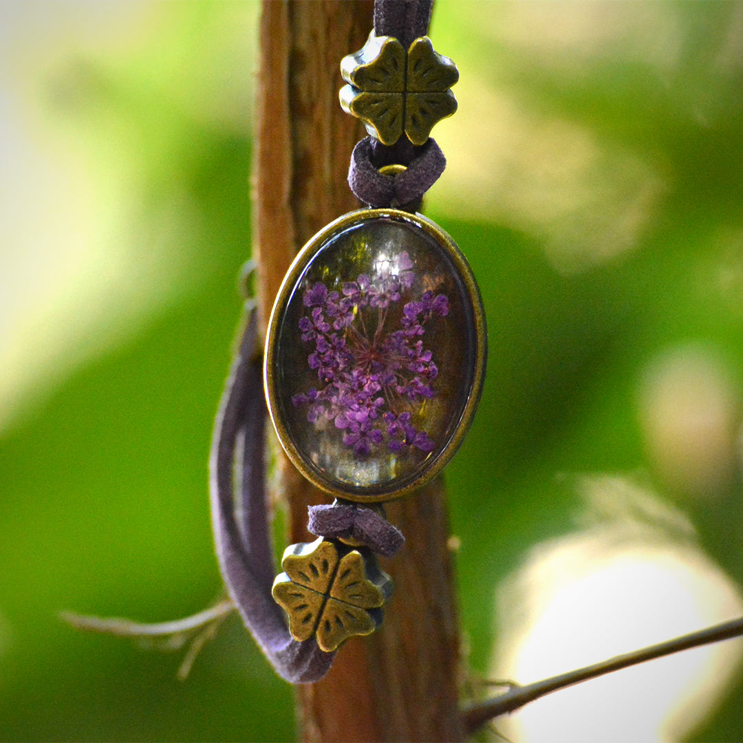 Charmed Cameo Real Dried Flower Bracelet - myBageecha