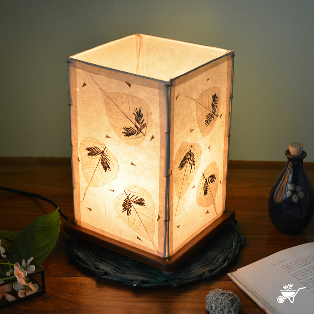 Charmingly Singular Pressed Flower Lampshade - myBageecha