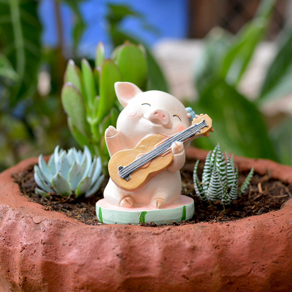 Miniature Cute Pig Playing Violin Decor - myBageecha