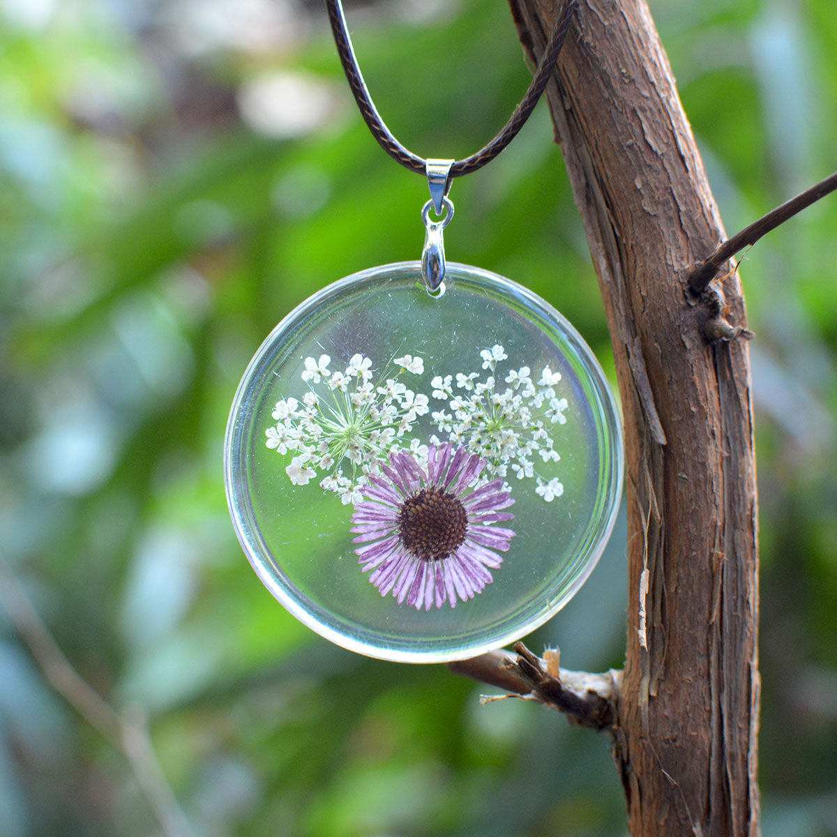 Floundering Magenta Real Dried Flower Necklace - myBageecha