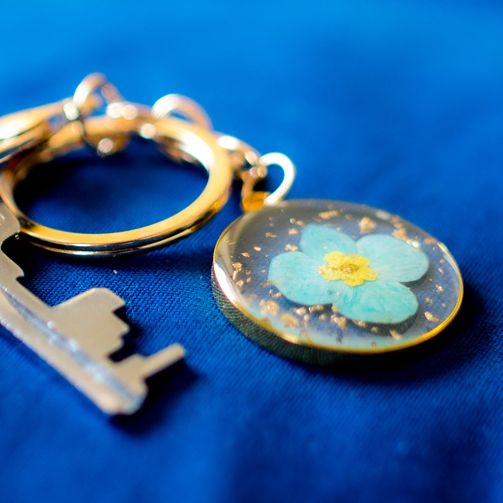 Frizzy Dazzle Keychain - myBageecha