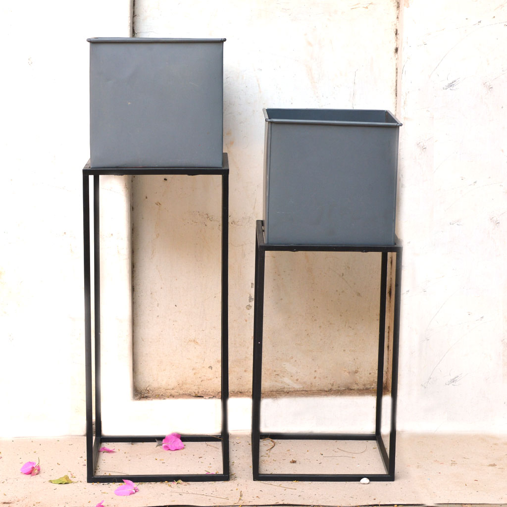 Gravel Grey Metal Pot with Stand (Set of 2) - myBageecha