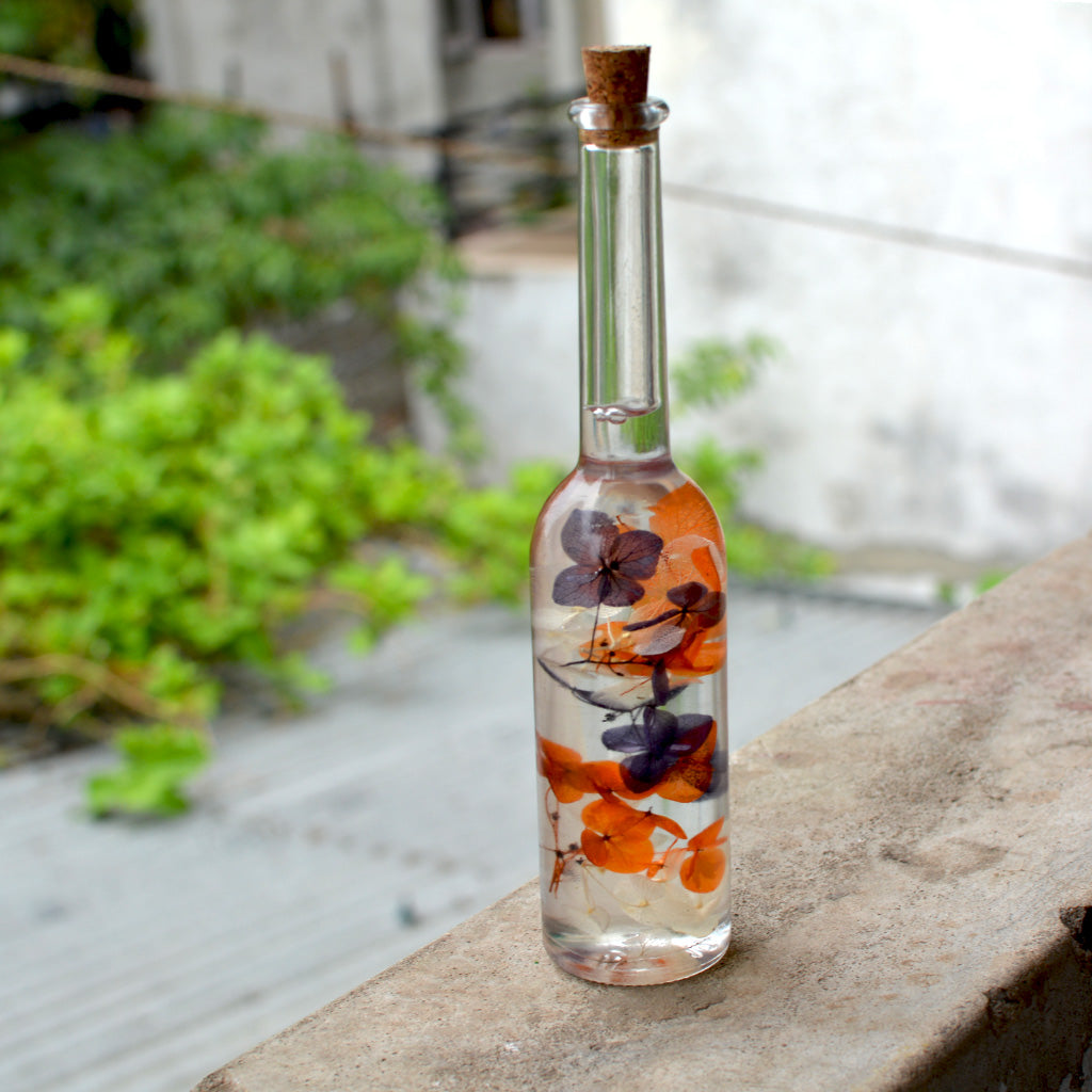 Close-up of Honey Glimpses Preserved Flower Tabletop by myBageecha – warm golden preserved blooms.