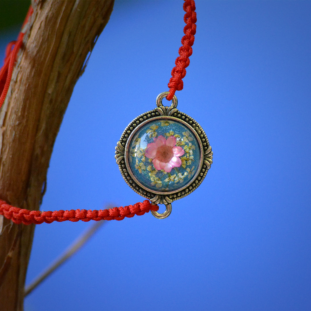Nature's Tricks Real Dried Flower Bracelet - myBageecha
