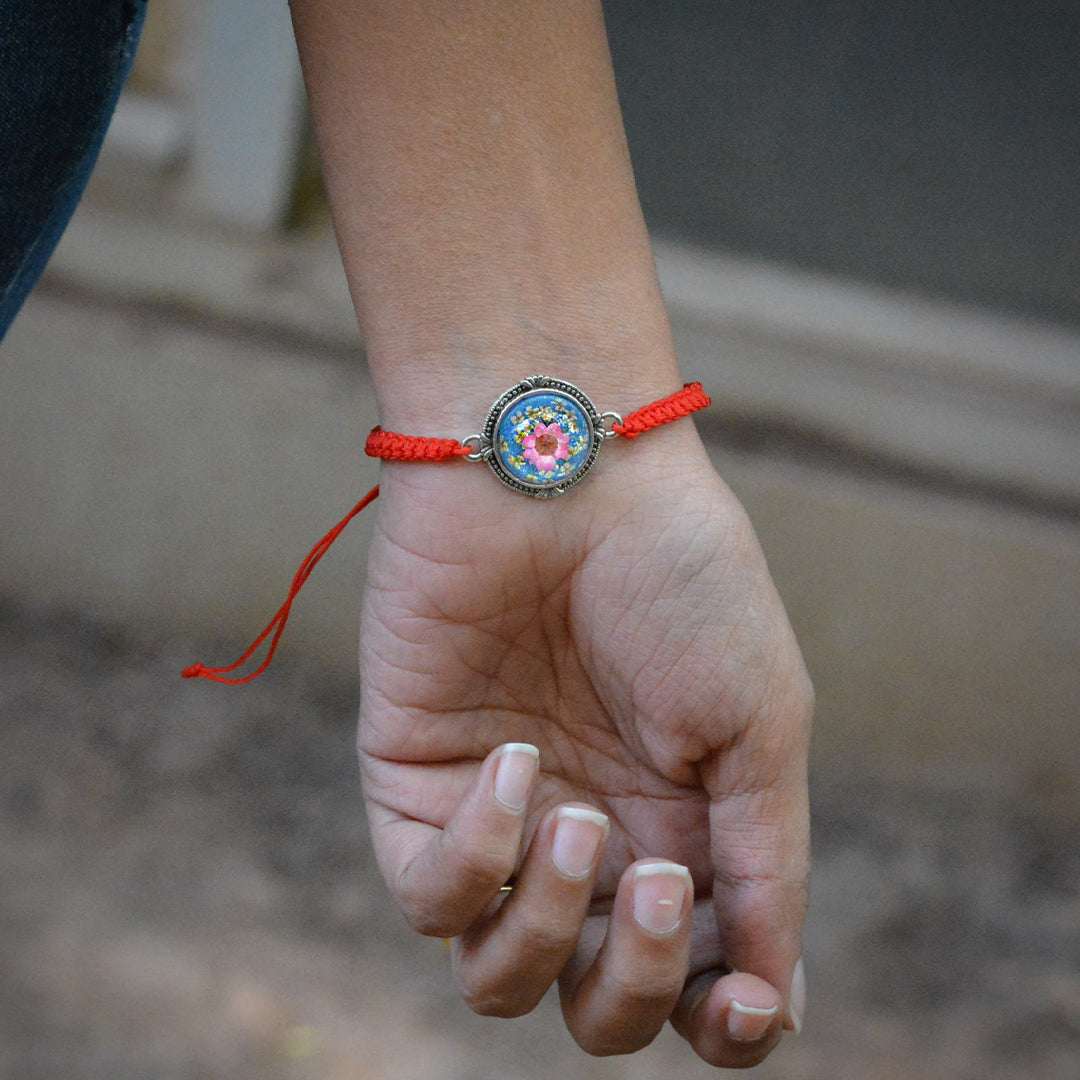Nature's Tricks Real Dried Flower Bracelet - myBageecha