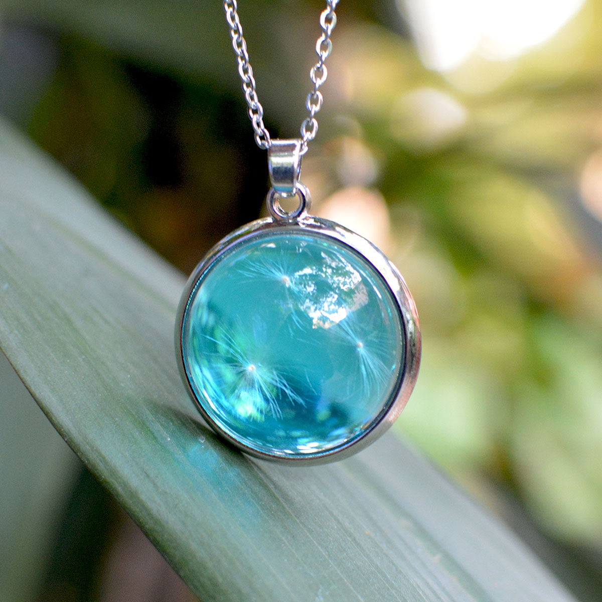 Ocean's Tranquility Real Dried Flower Necklace - myBageecha