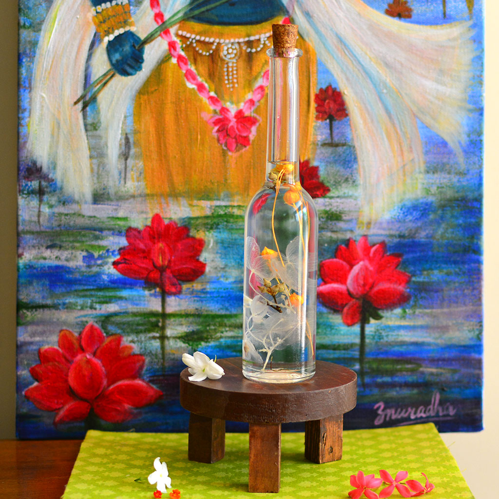 Pensive Reflection Preserved Flower Tabletop - myBageecha