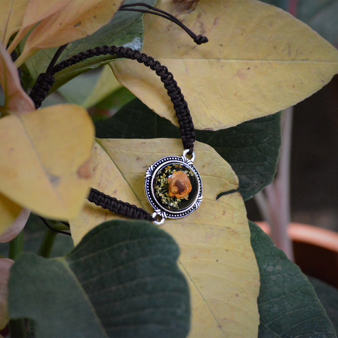 Precious Possession Real Dried Flower Bracelet - myBageecha