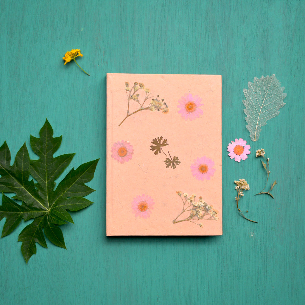 Reflecting Daisies Pressed Flower Diary - myBageecha