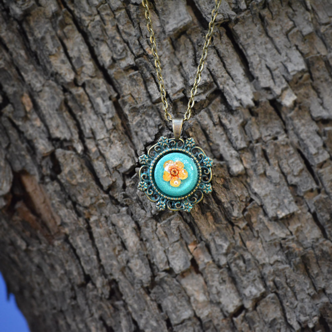 Regal Grace Real Dried Flower Necklace - myBageecha