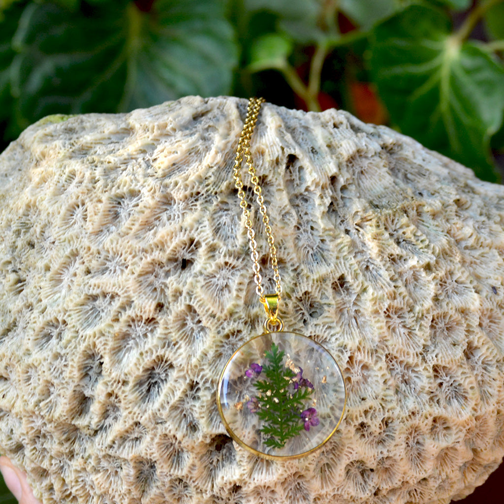 Relucent Fern Real Dried Flower Necklace - myBageecha