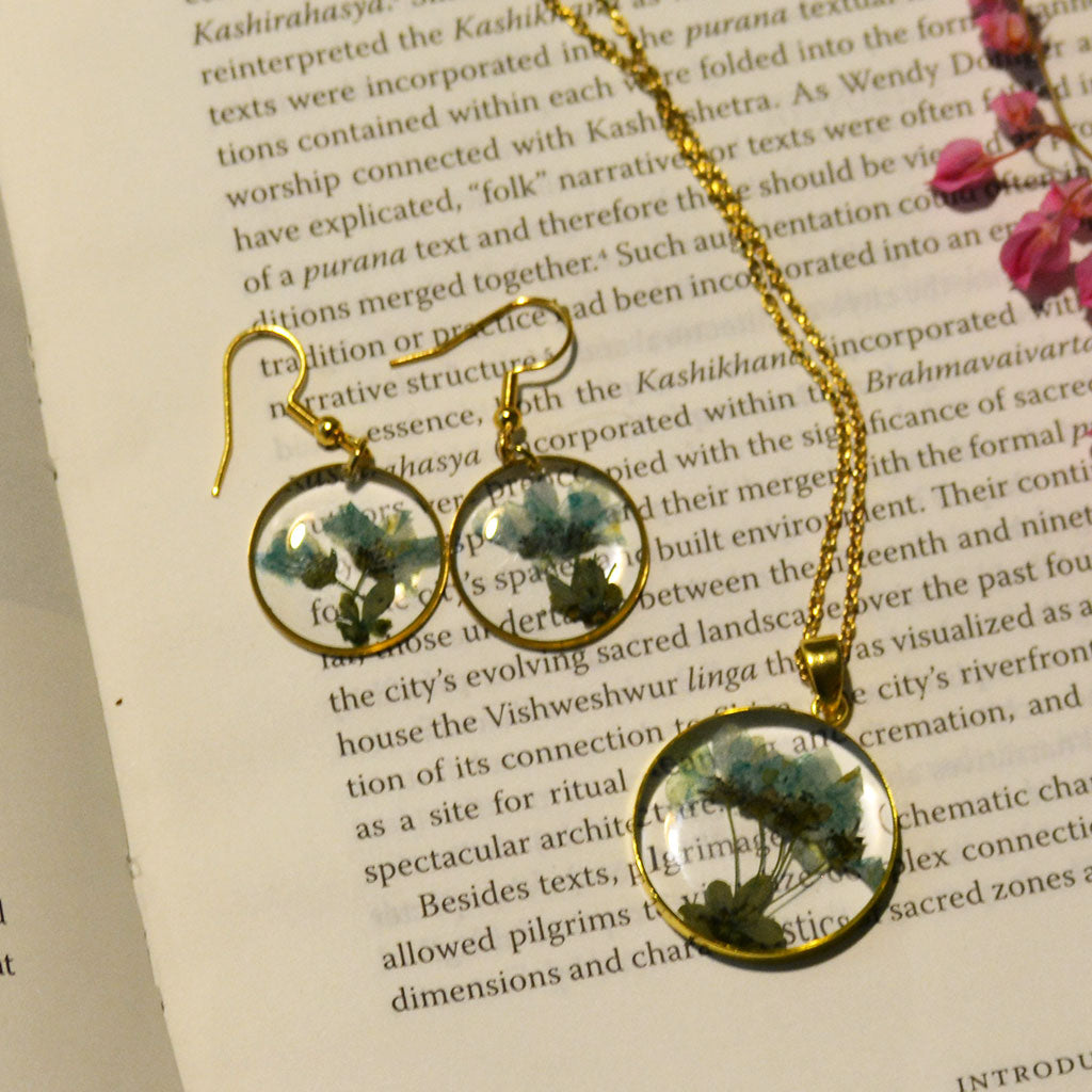 Teal Escapade Real Dried Flower Necklace / Set - myBageecha