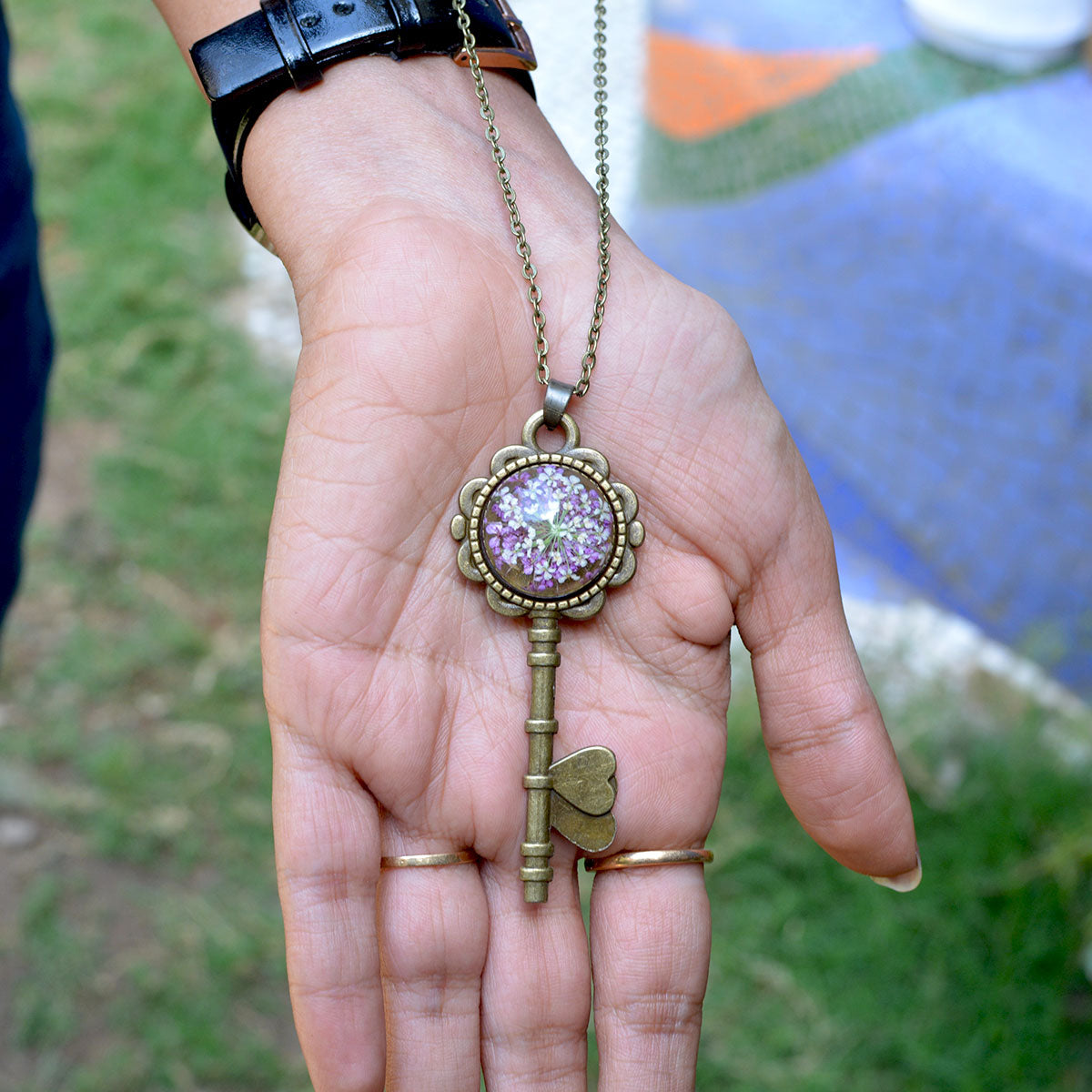 Thistle Cue Real Dried Flower Necklace - myBageecha