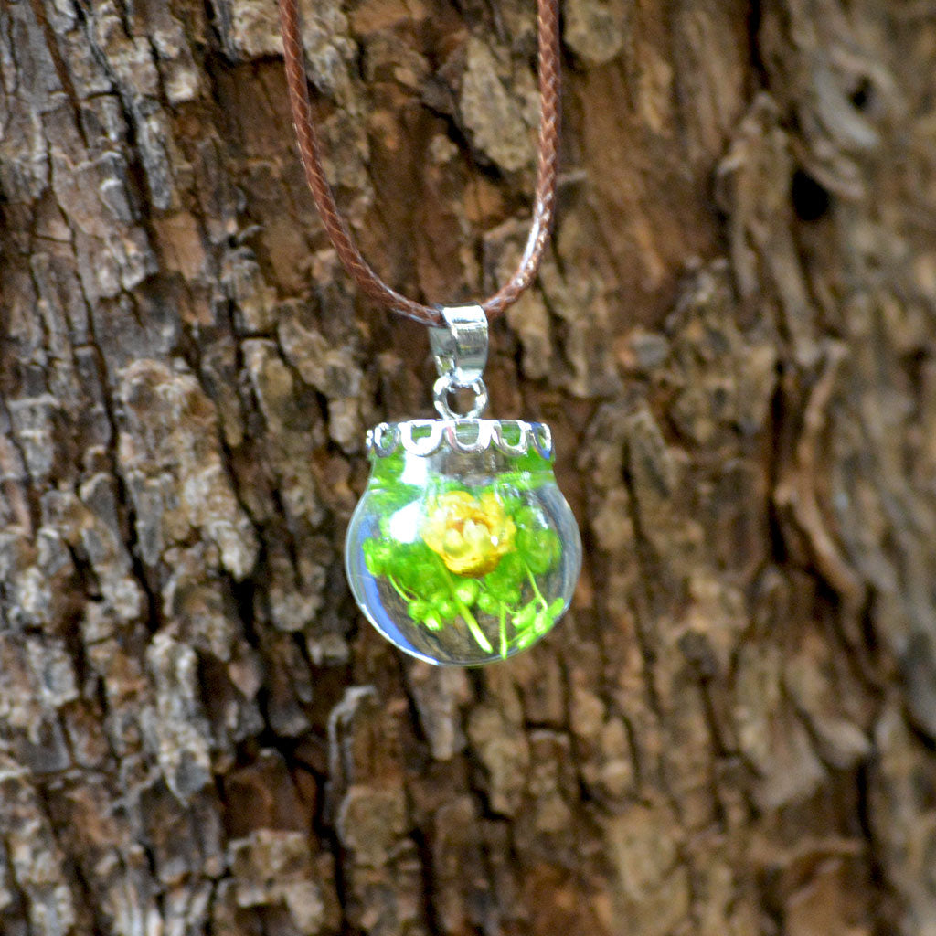 A Vivid Pansy Real Dried Flower Necklace - myBageecha