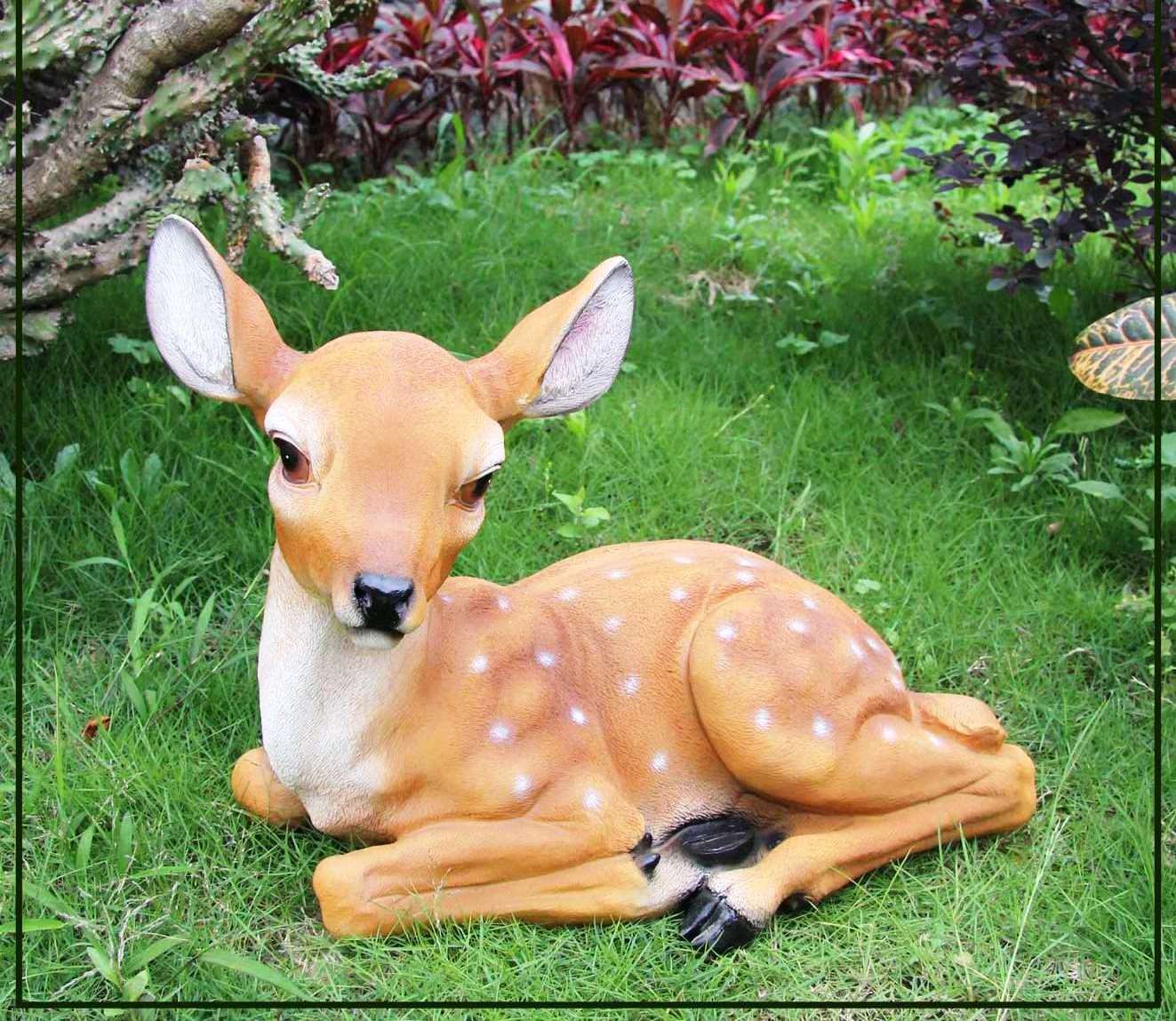 Cute Deer Sitting - myBageecha