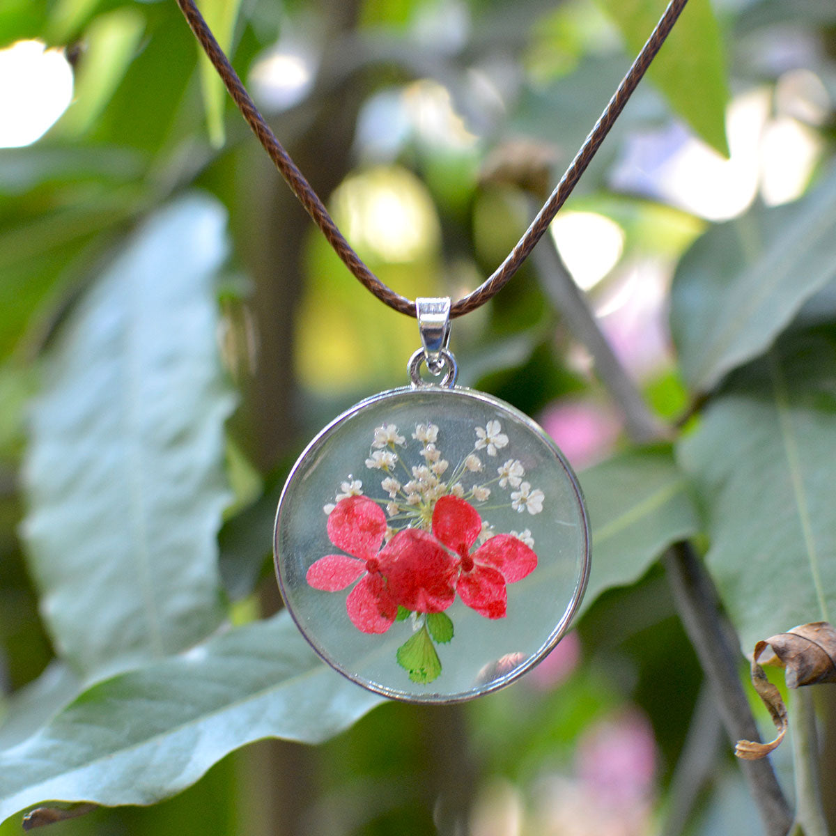 Whiff of Amour Real Dried Flower Necklace - myBageecha