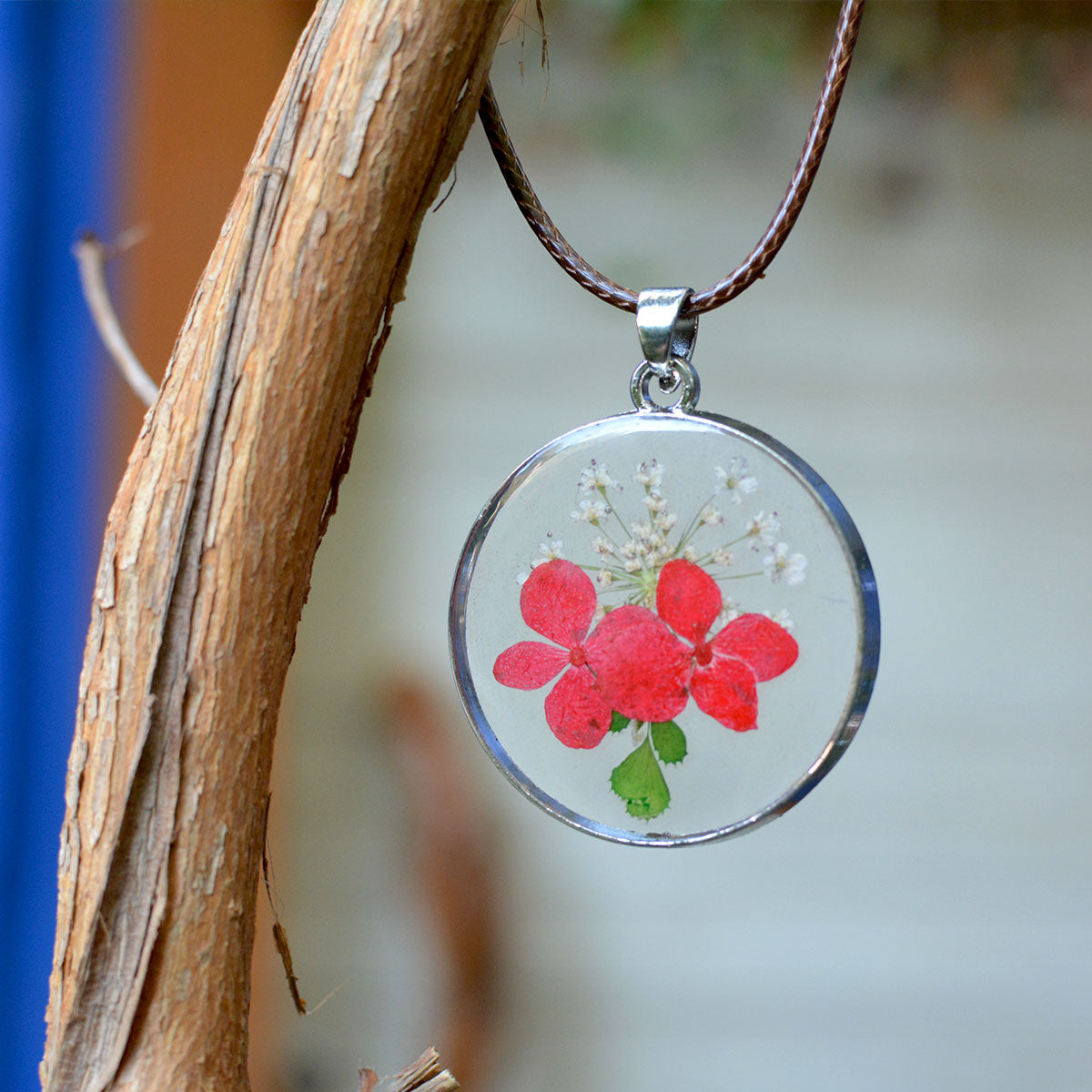 Whiff of Amour Real Dried Flower Necklace - myBageecha