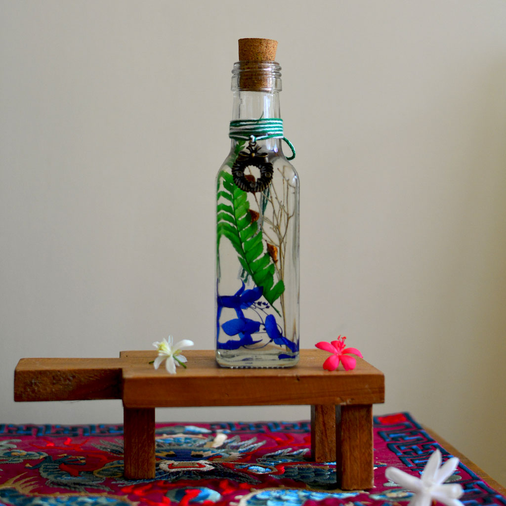 A Winter Afternoon Preserved Flower Tabletop - myBageecha
