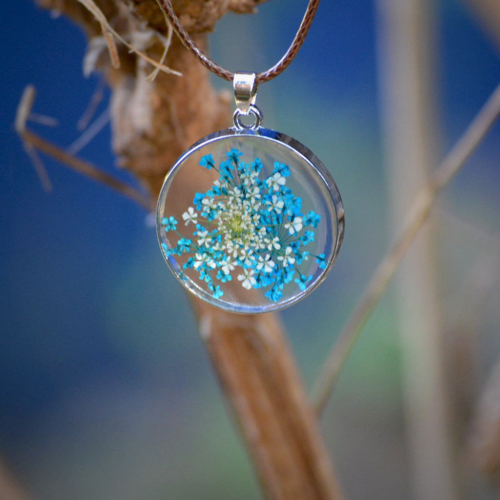 A Briny Splash Real Dried Flower Necklace - myBageecha