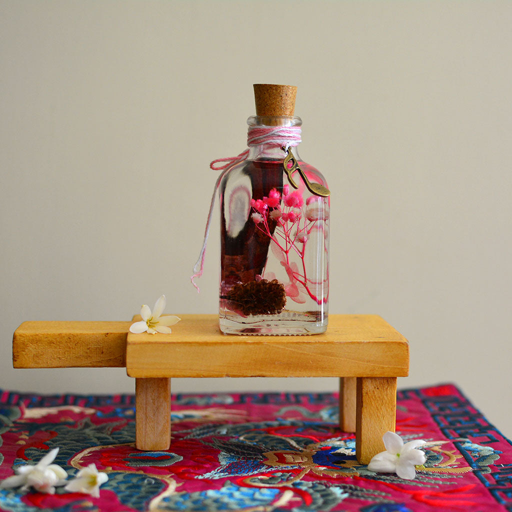 Adverse Allure Preserved Flower Tabletop on rectangular stand – statement preserved arrangement.