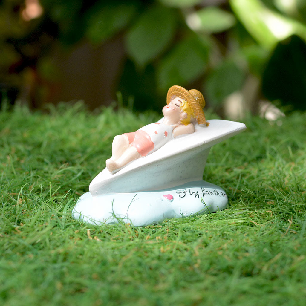 Sleeping boy miniature décor myBageecha