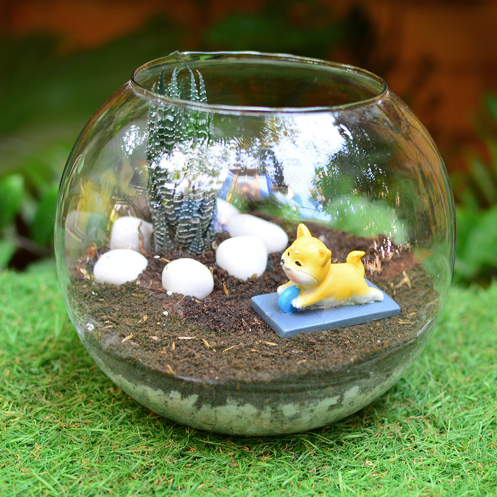 Yoga-themed animal miniature