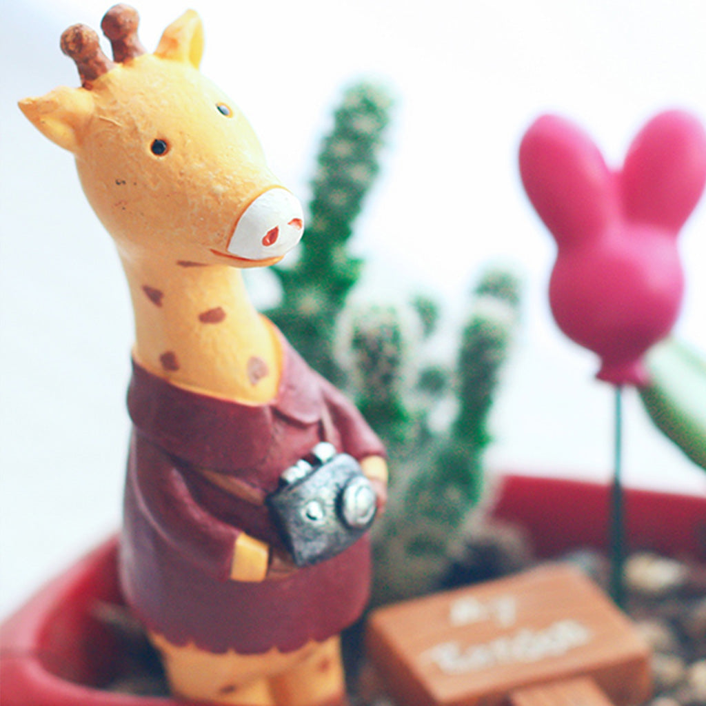 Cute Giraffe Resin Garden Stick (Set of 2) - myBageecha