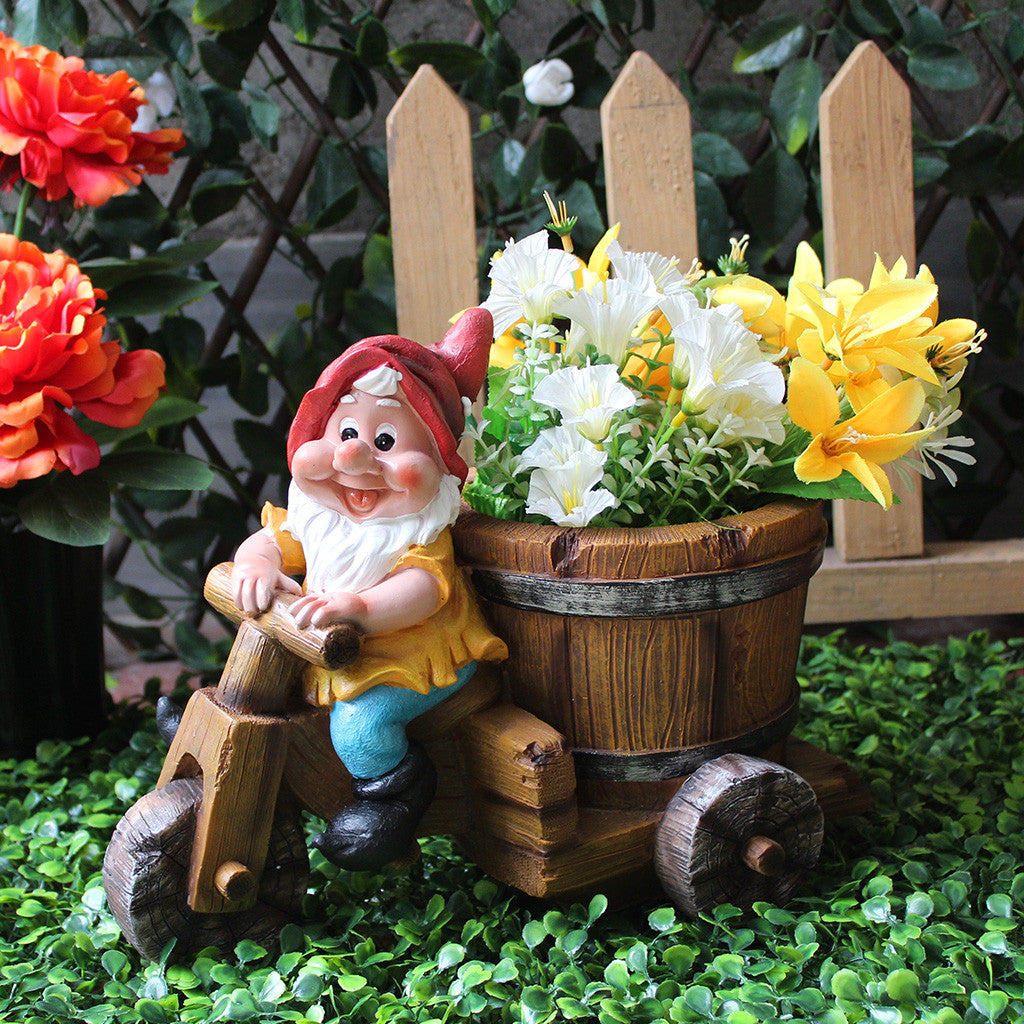 Gnome Riding Cycle Planter Garden Essentials myBageecha - myBageecha