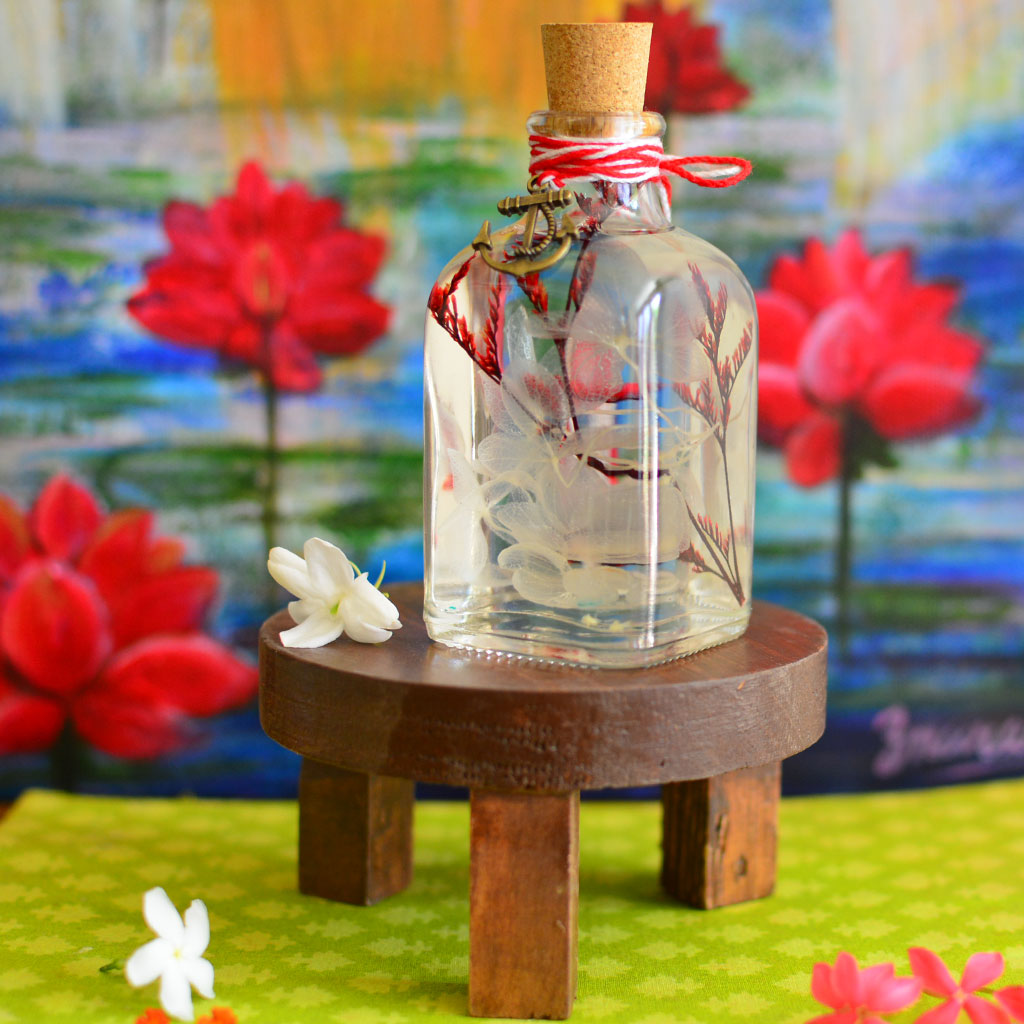 Harmonical Gaze Preserved Flower Tabletop on circular stand – elegant décor element.