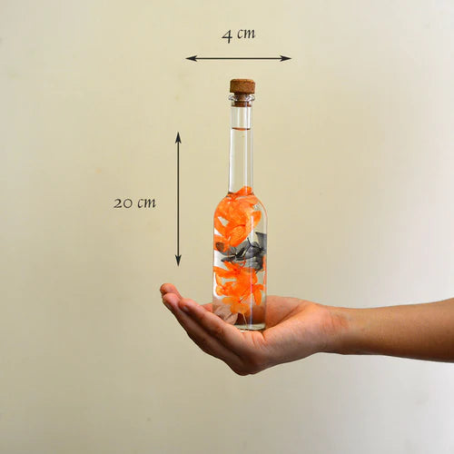 Honey Glimpses preserved bottle shown individually – yellow-toned preserved décor accent.