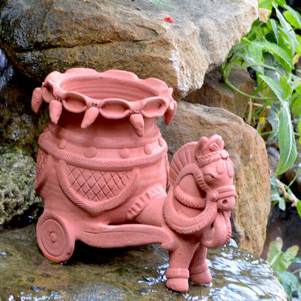 Horse Planter with flowering plant - myBageecha