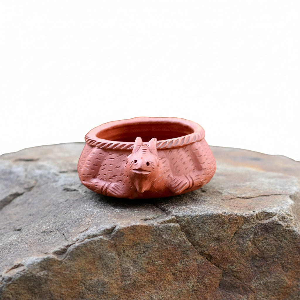 Terracotta Kangaroo Planter Garden Essentials myBageecha - myBageecha