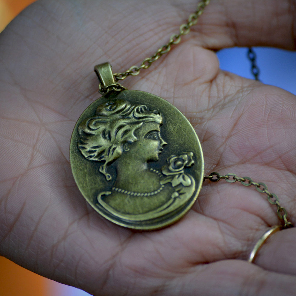 Petals of the Sky Real Dried Flower Necklace - myBageecha