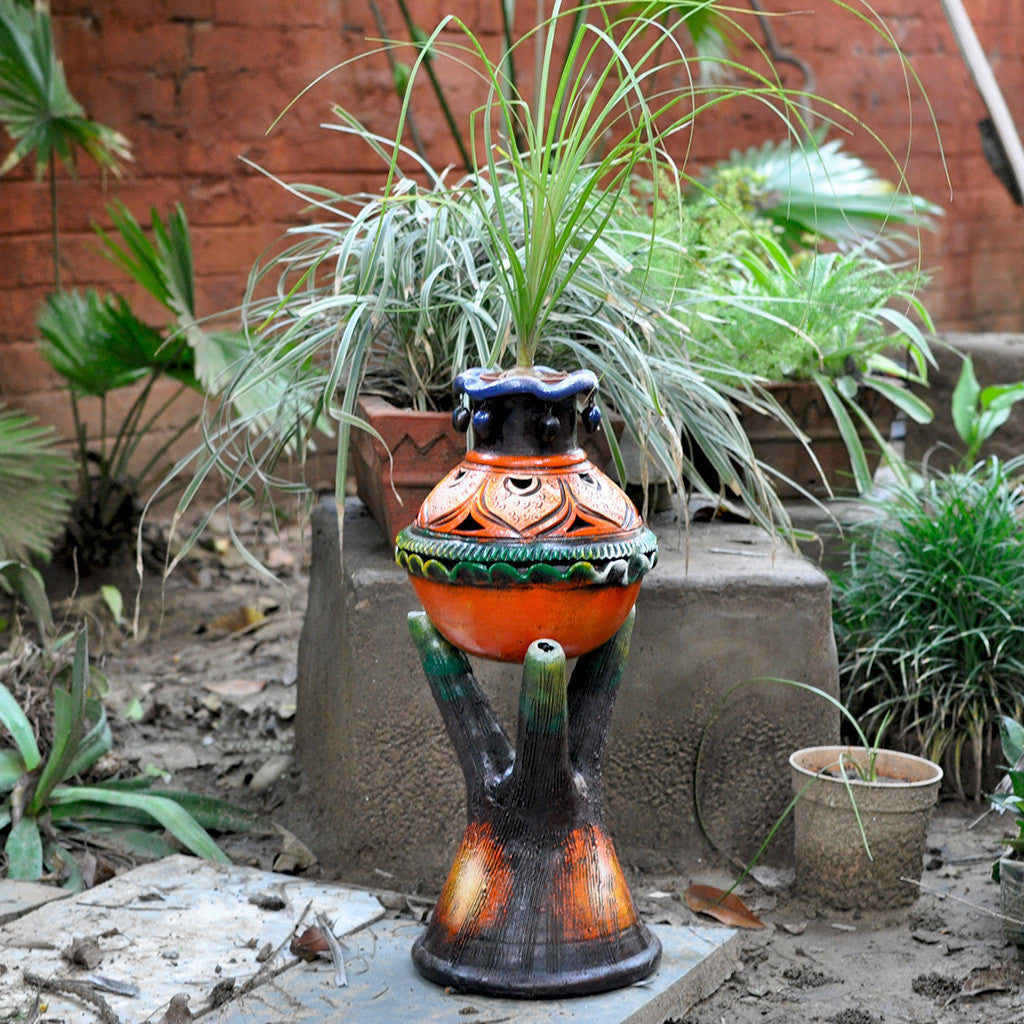 Side view of Pot with Stand - myBageecha