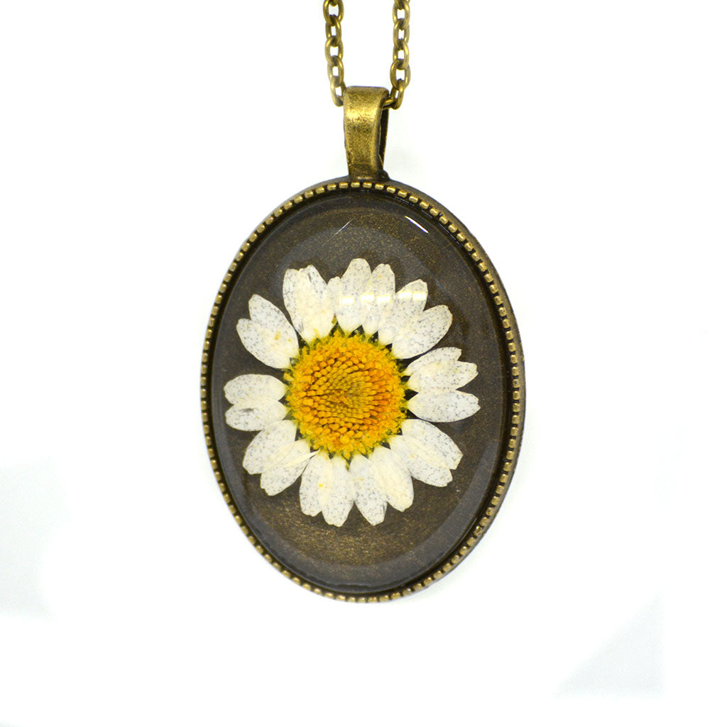 Serene Bloom Real Dried Flower Necklace - myBageecha