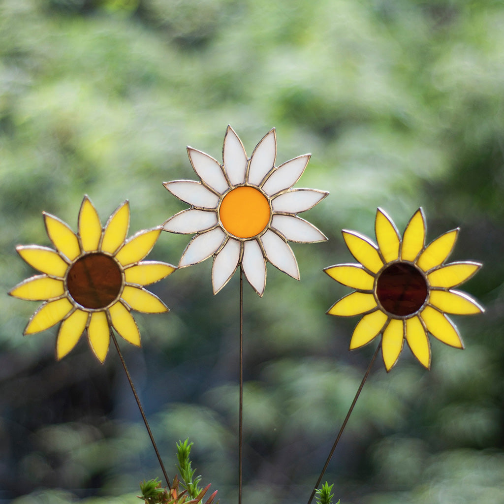 Set of 2 Sunflowers & 1 Daisy Stained Glass Garden Stick - myBageecha