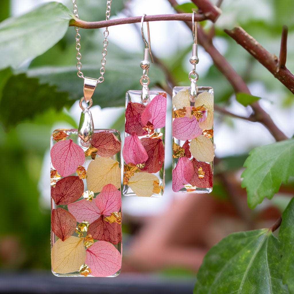 Hydrangea Happiness Dried Flower Necklace Earring Set